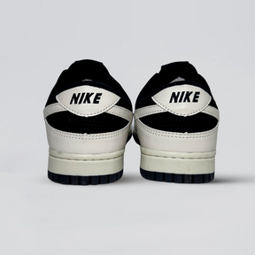 NK Dunk Low | Natural Preto Reverse
