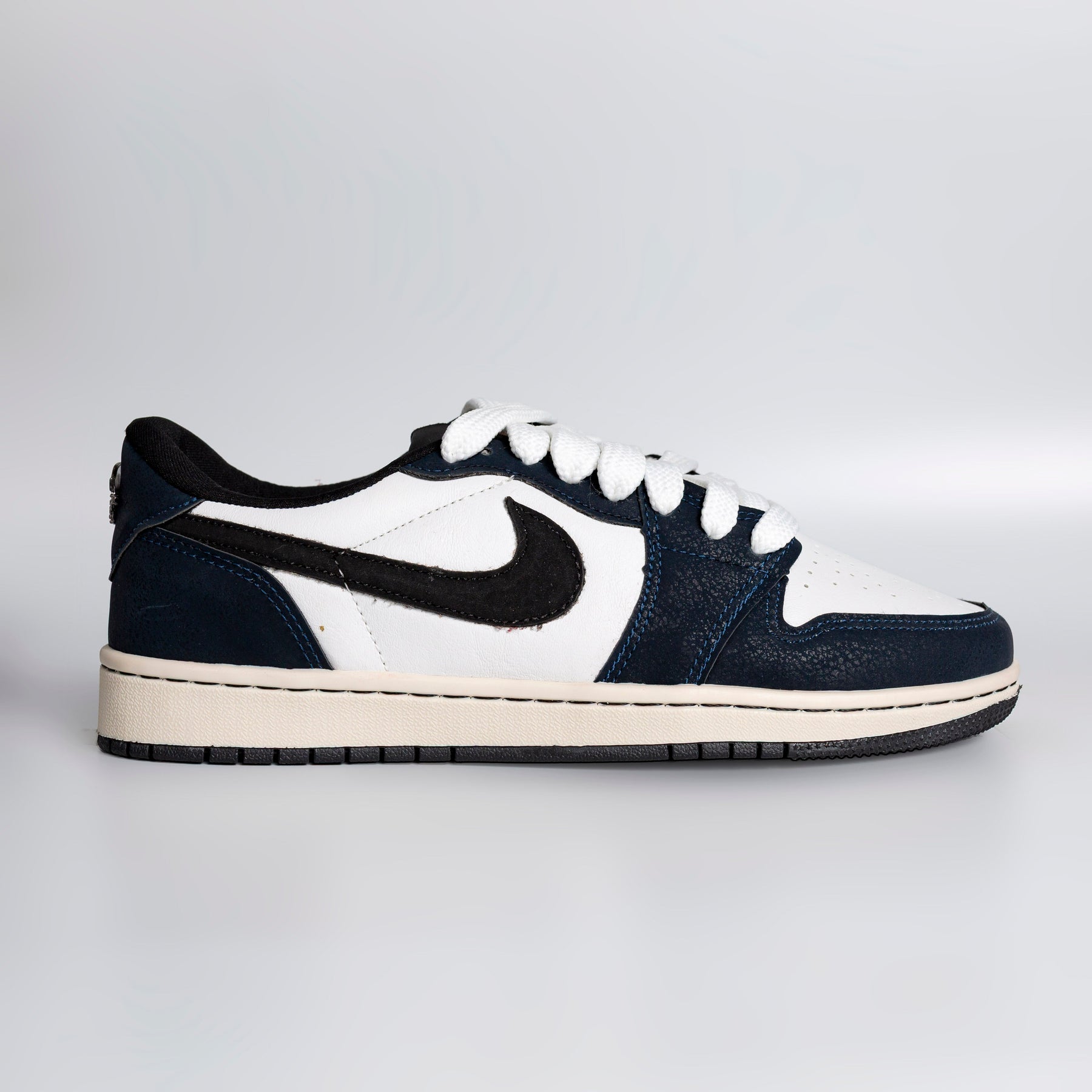 NK Air Jordan Low Navy Blue (POUCAS UNIDADES)