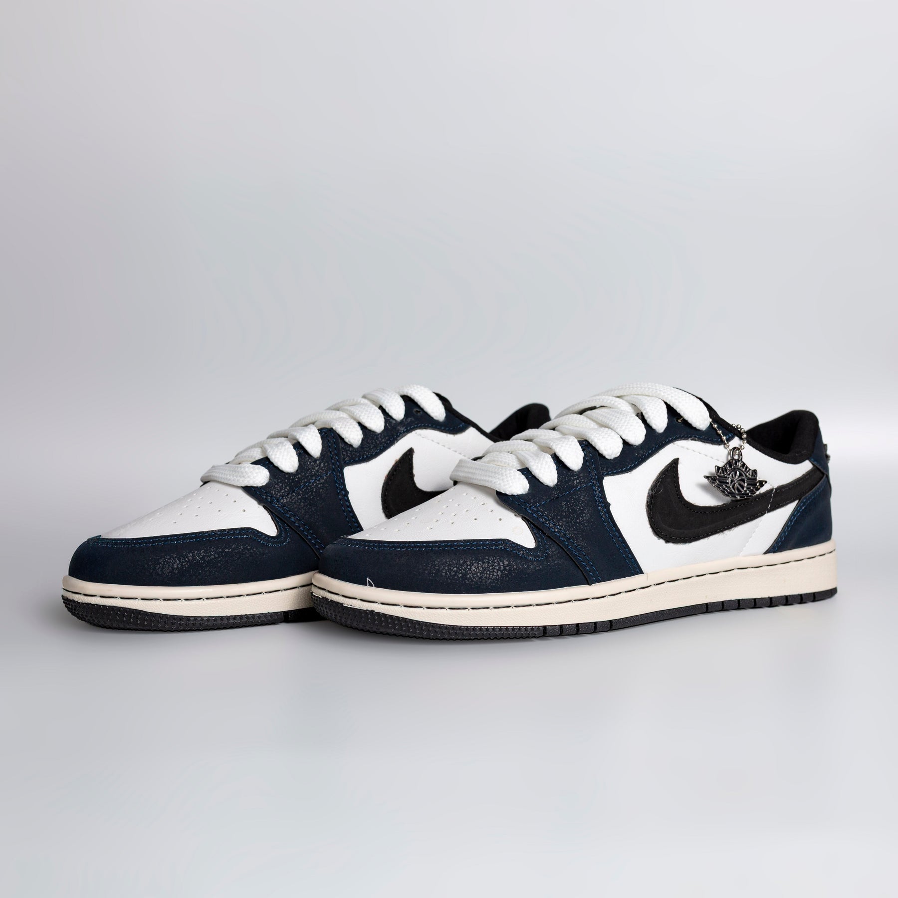 NK Air Jordan Low Navy Blue (POUCAS UNIDADES)