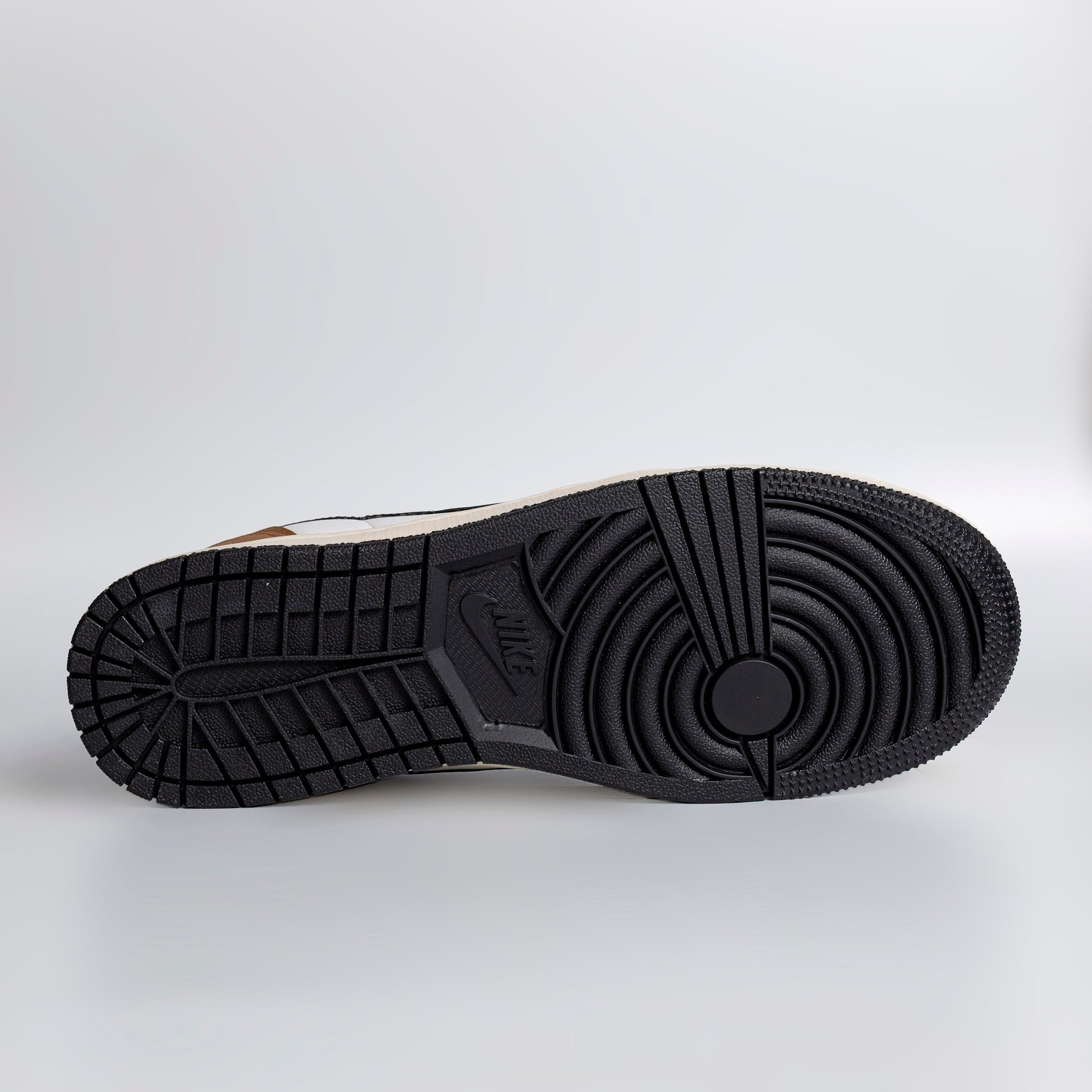 NK Air Jordan Low New Mocha (POUCAS UNIDADES)