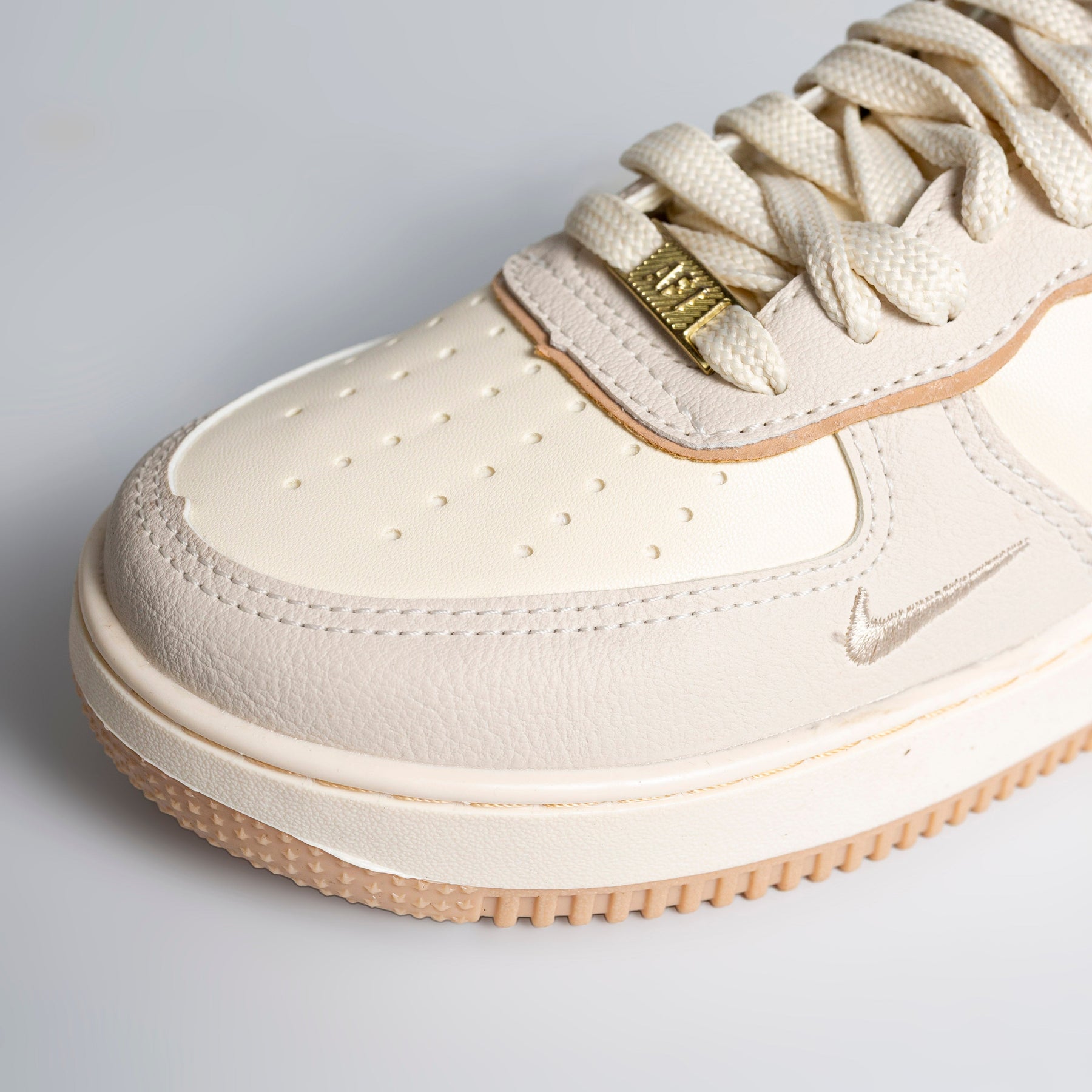 AF1 Premium Bege Medalha