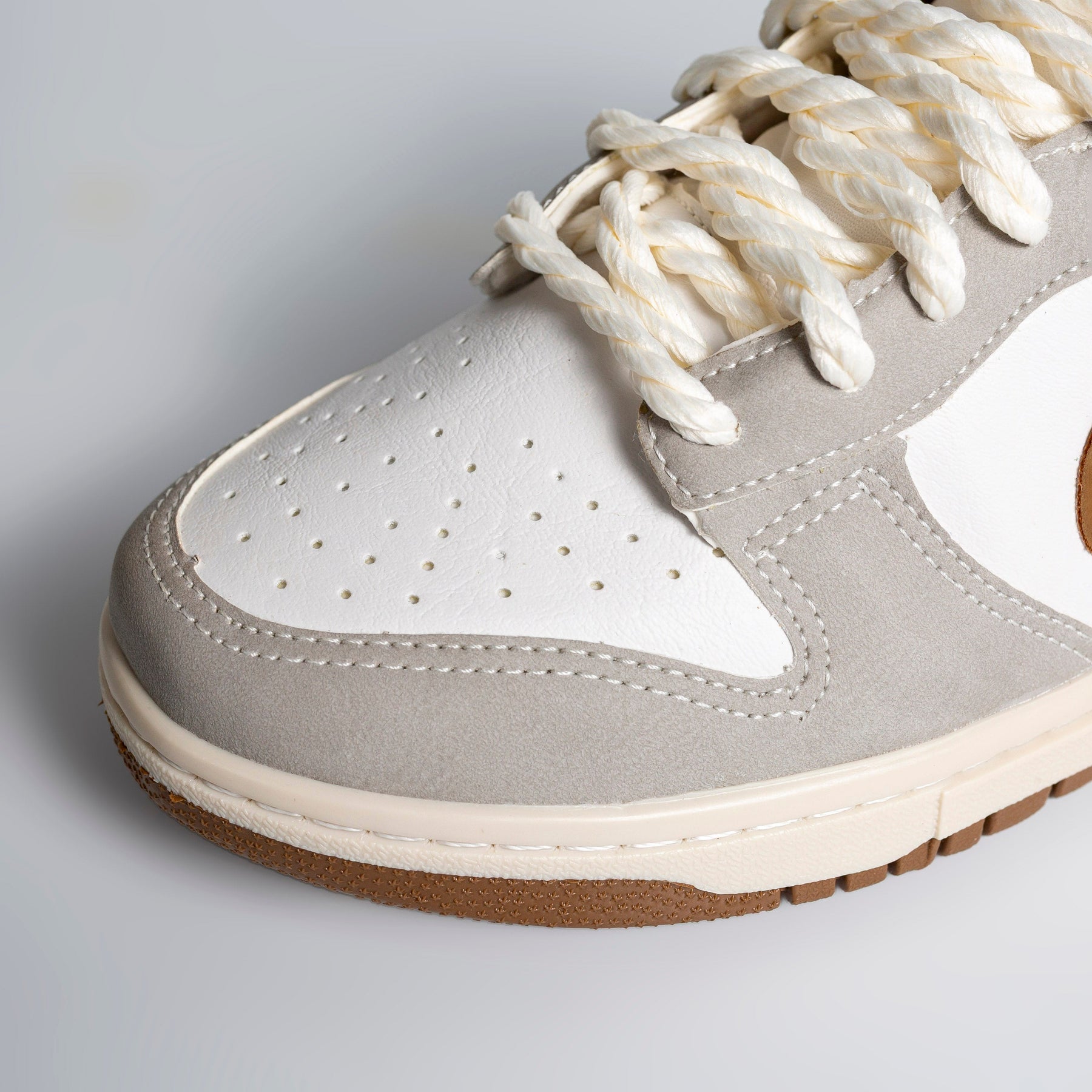 NK Dunk low Premium Bege caramelo Medalha