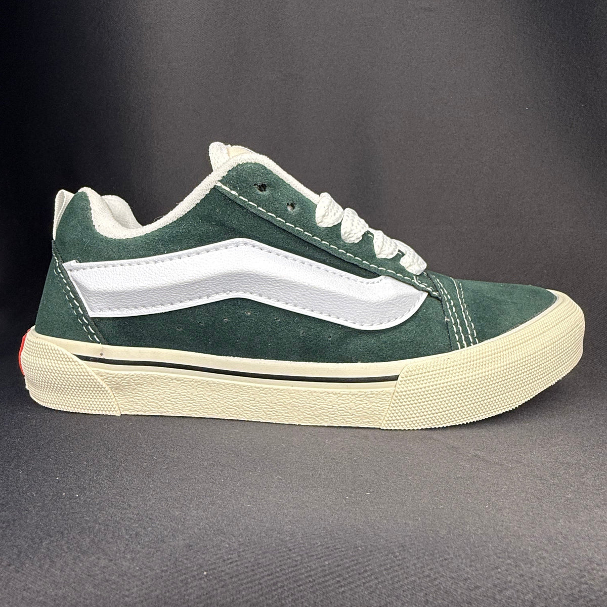 VNS Knu Verde Off-white