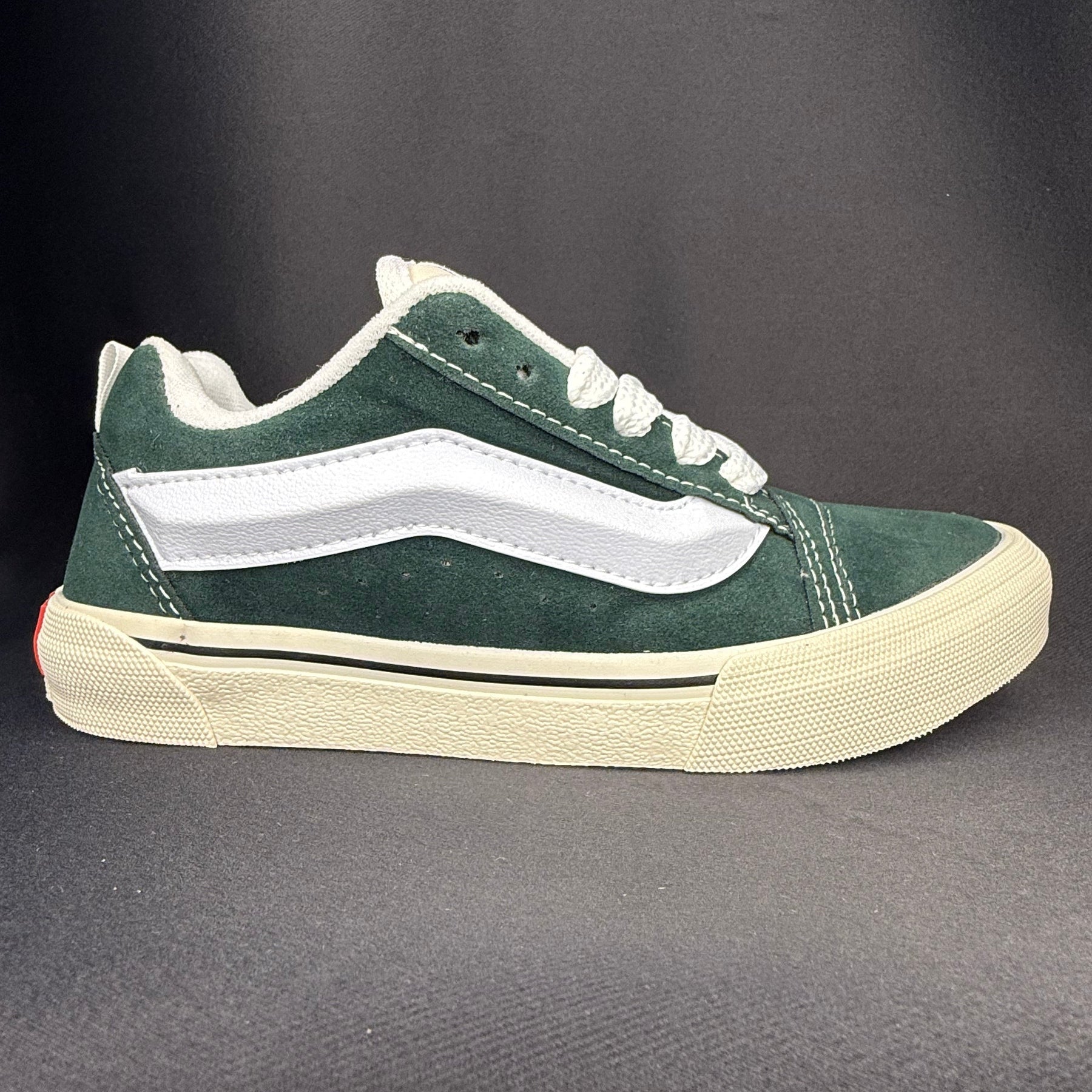 VNS Knu Verde Off-white