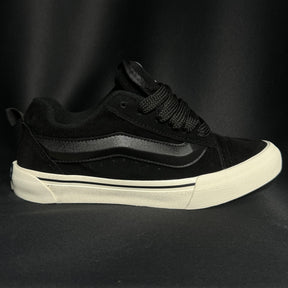 VNS Knu Preto & Bege