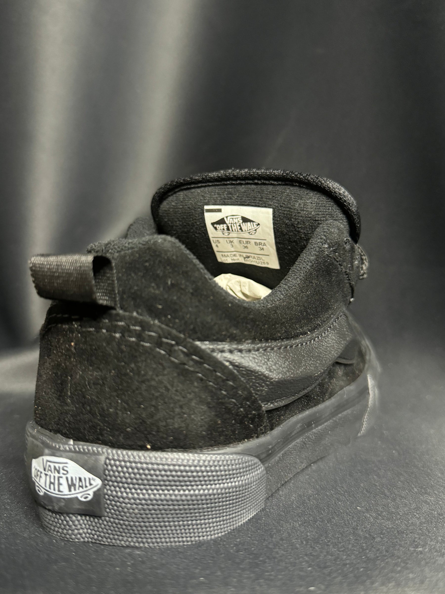 VNS Knu Preto & Preto