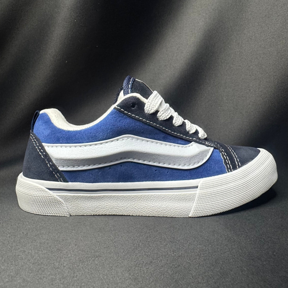 VNS Knu Azul Marinho