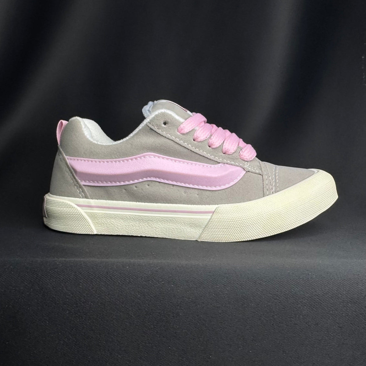 VNS Knu Cinza & Rosa