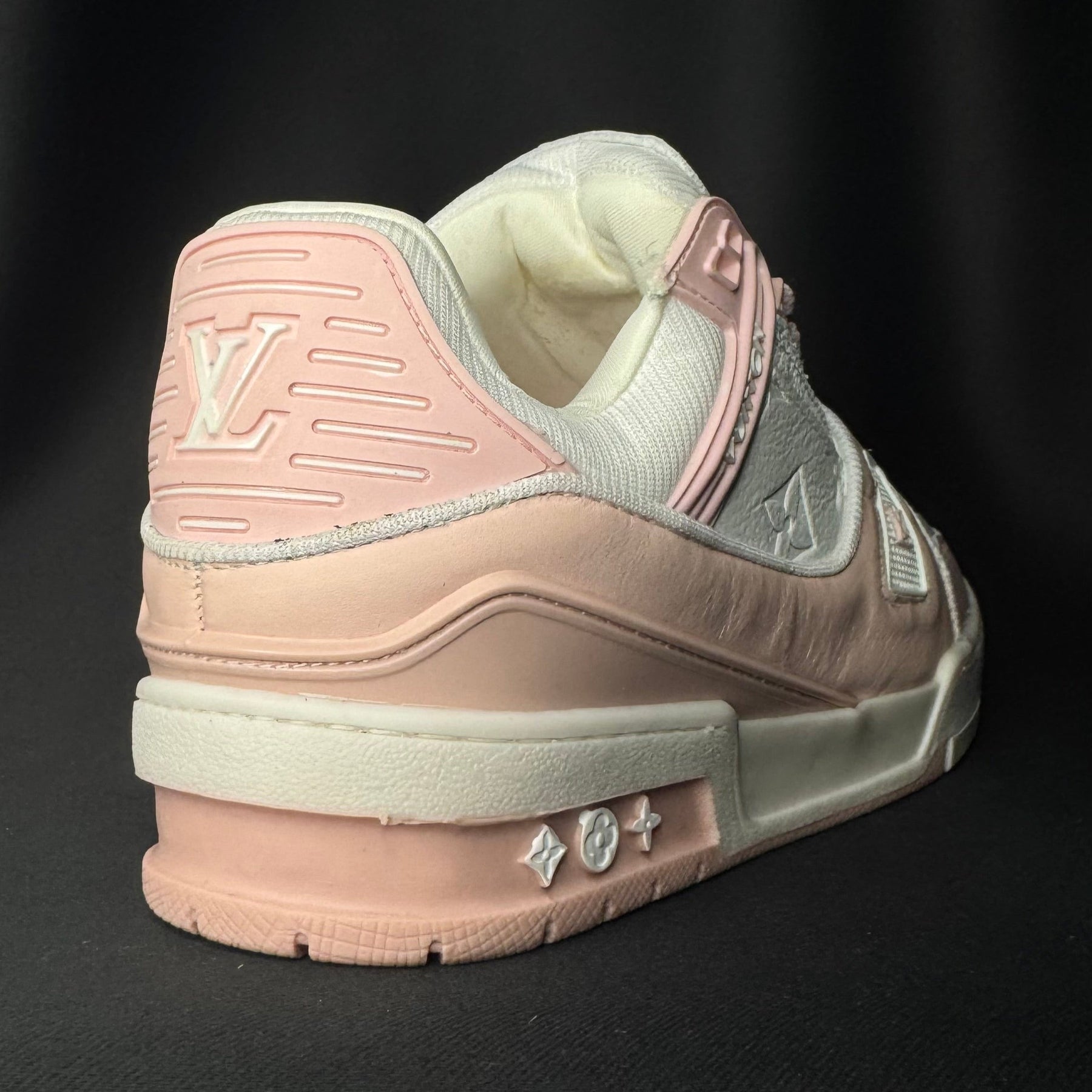 LV Skate Rosa & Branco
