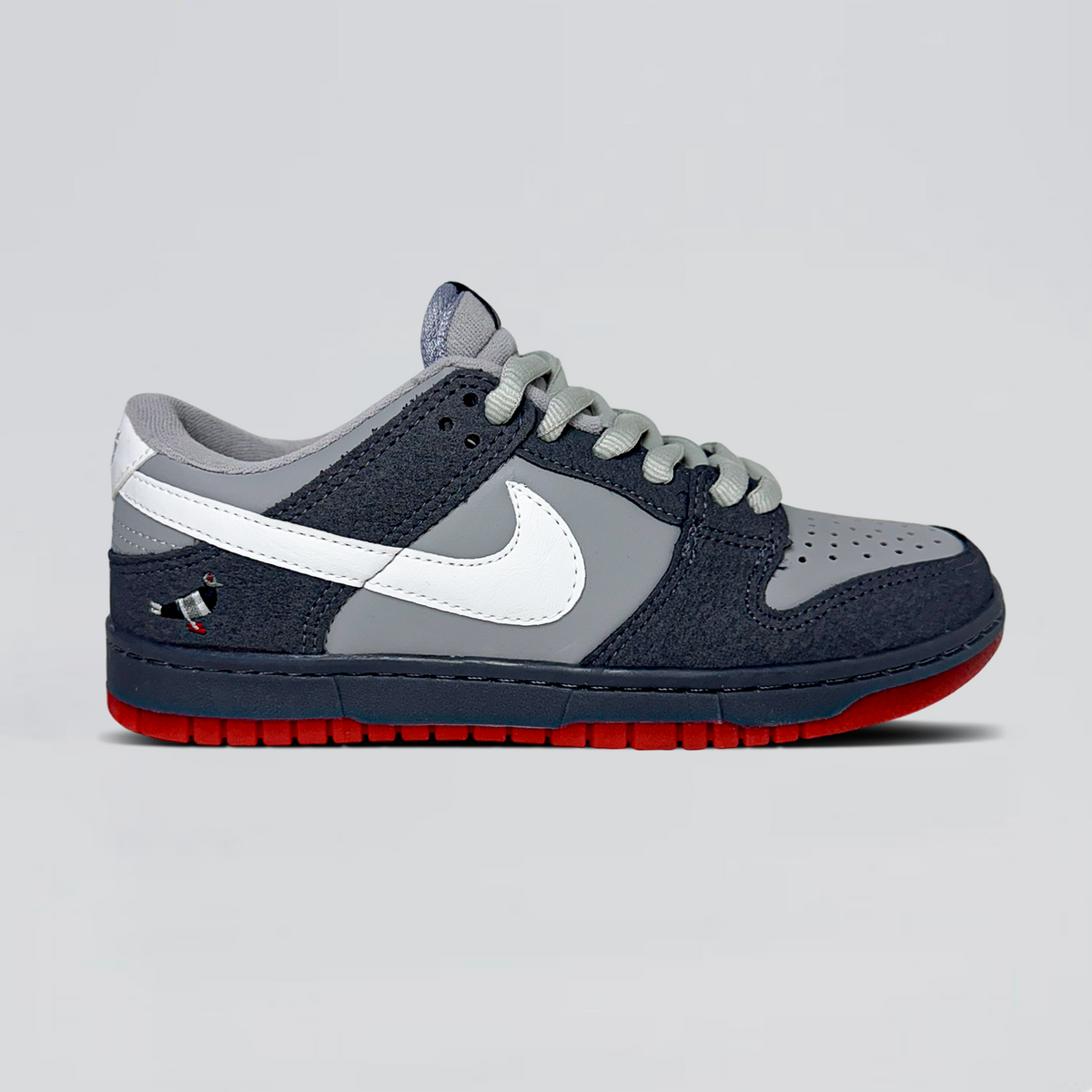 Nk Dunk Low Bird Cinza Sola Vermelha