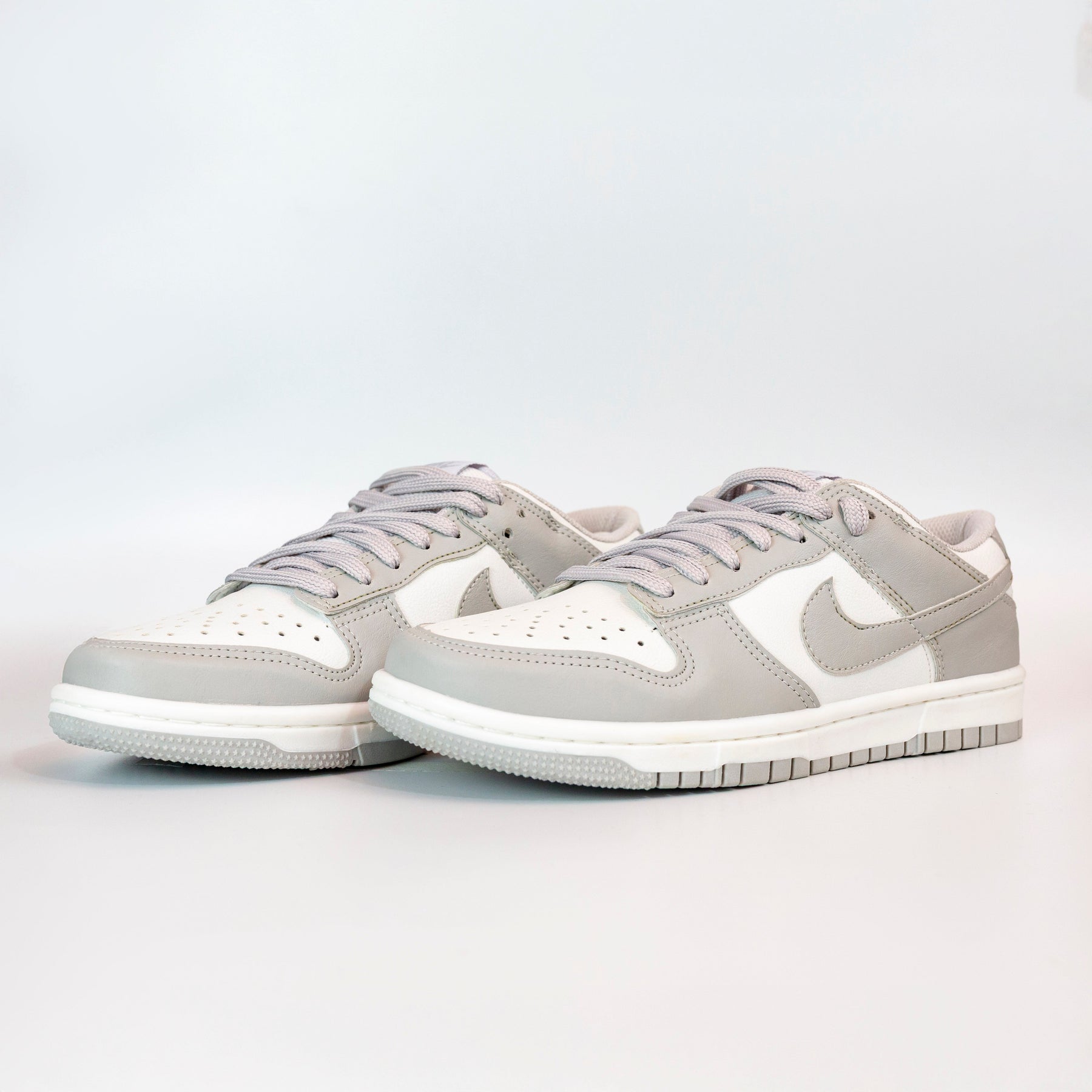 NK Dunk Low Grey