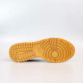 NK Dunk Low Metalic Gold