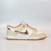 NK Dunk Low Metalic Gold