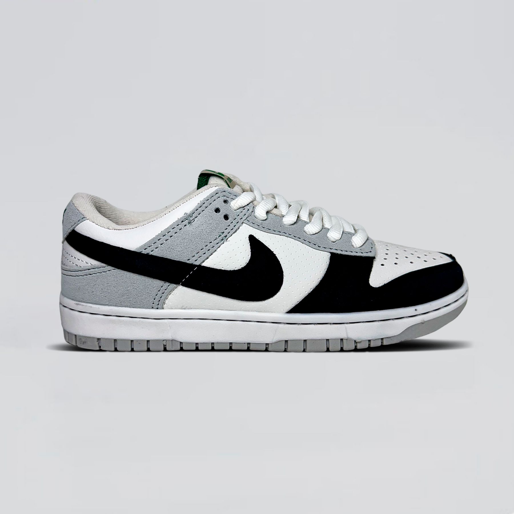NK Dunk Low Branco/Preto/Cromo