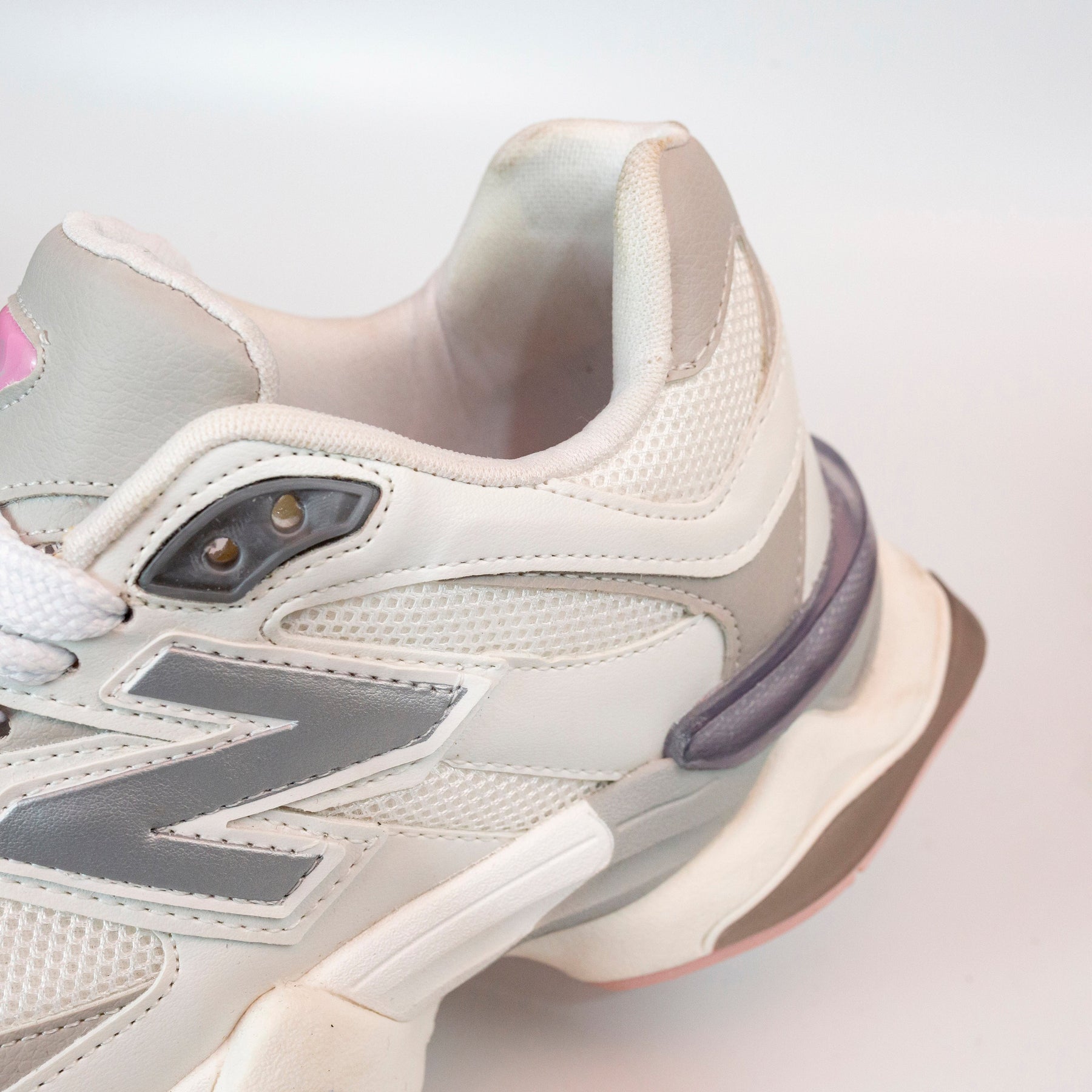 NB 9060 White Pink